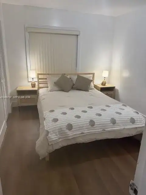 2354 NW 93rd Ter, Miami FL 33147 photo 5