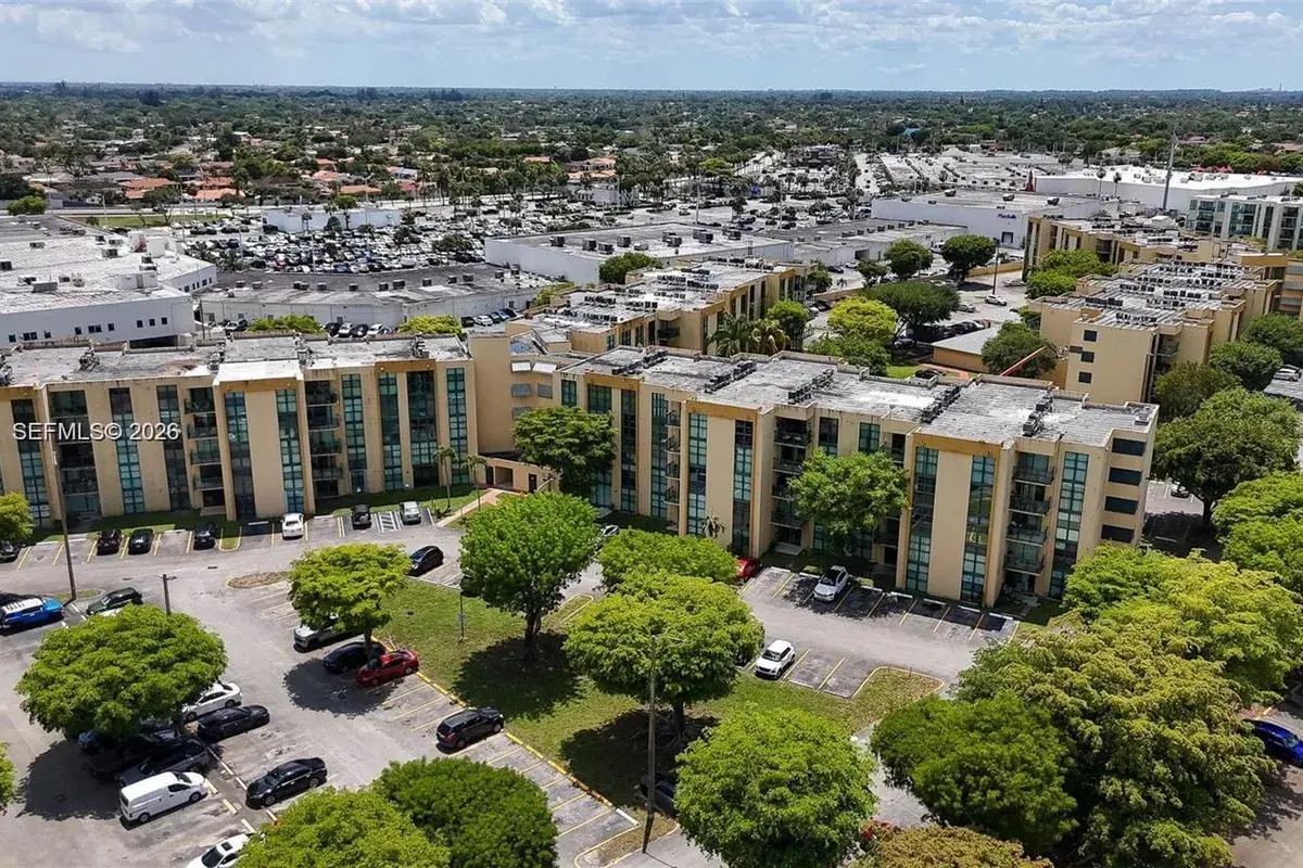 11790 SW 18th St # 3, Miami FL 33175