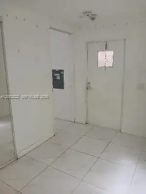 13621 NE 25th Ave, North Miami FL 33181 photo 4