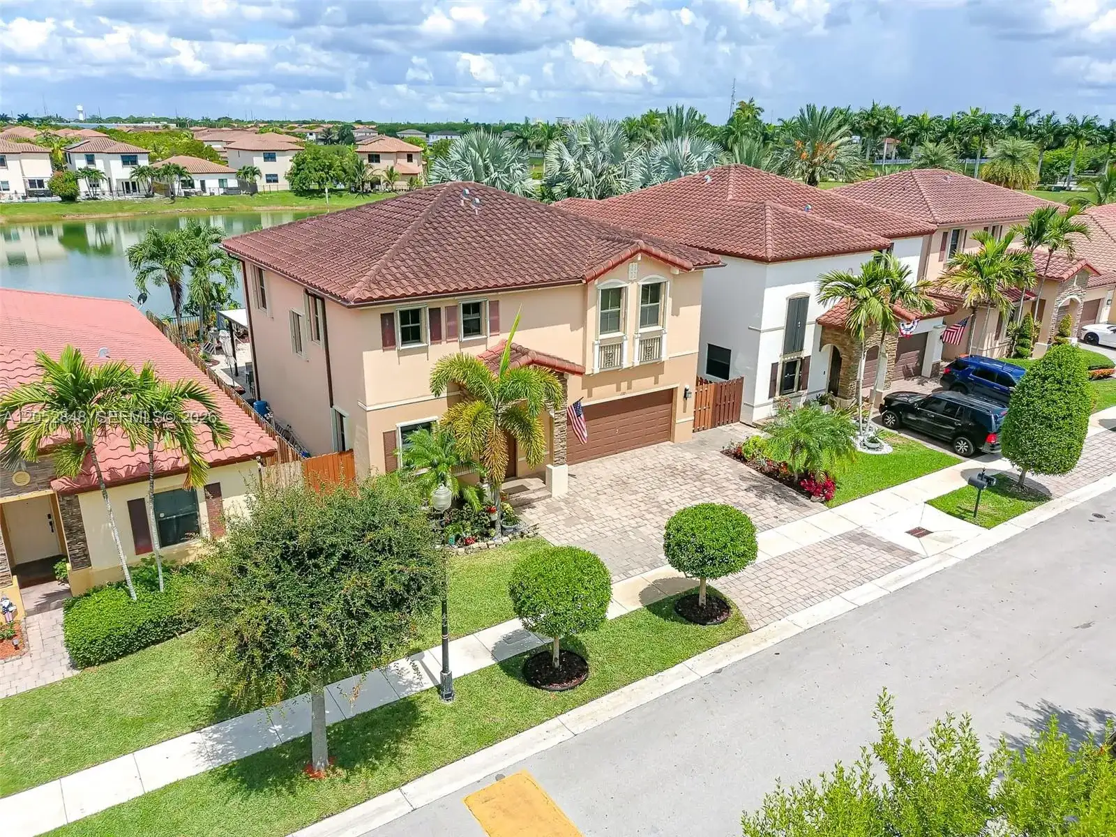 132 NE 26th Ave, Homestead FL 33033 photo 4