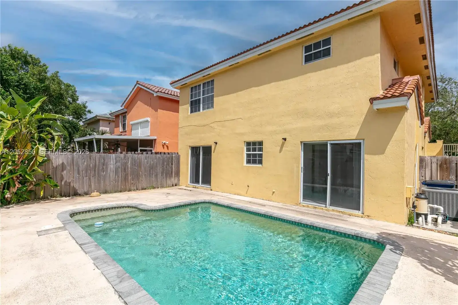 2592 W Saratoga Dr, Cooper City FL 33026 photo 5