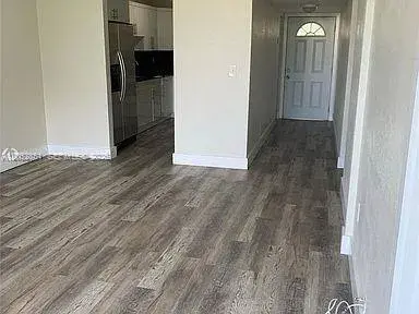 10000 NW 80th Ct # 2423, Hialeah Gardens FL 33016