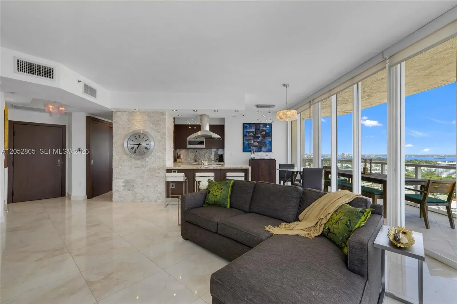 7330 Ocean Ter # 2604, Miami Beach FL 33141