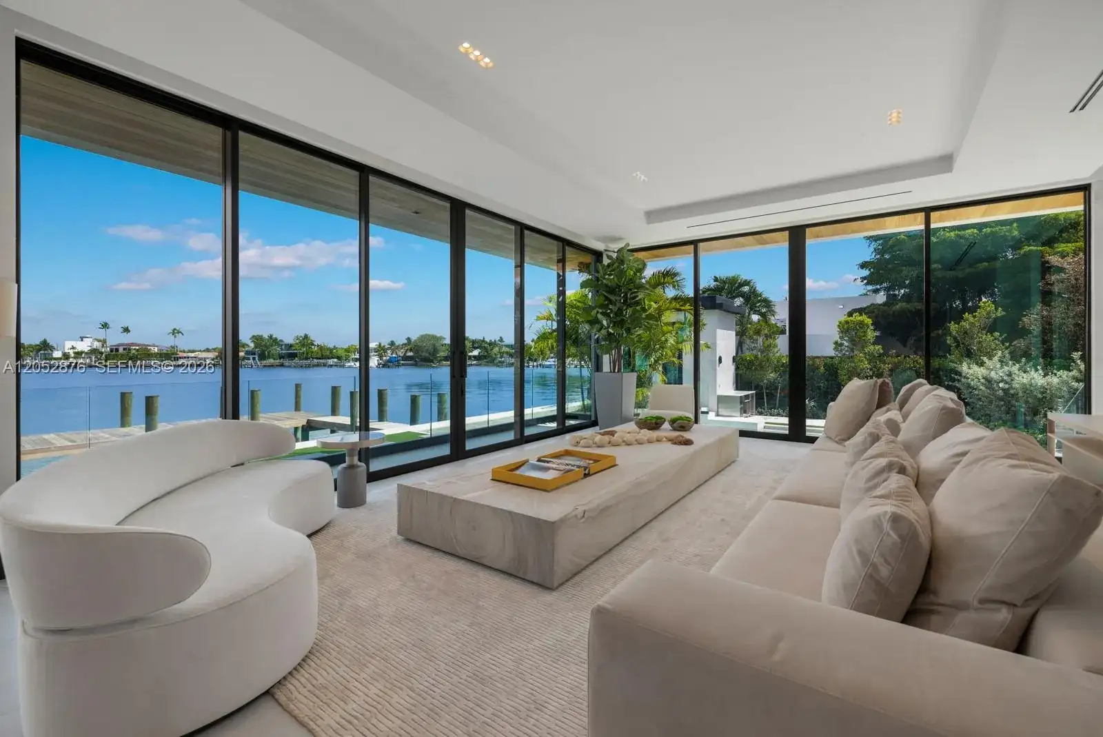 1141 N Biscayne Point Rd, Miami Beach FL 33141 photo 4