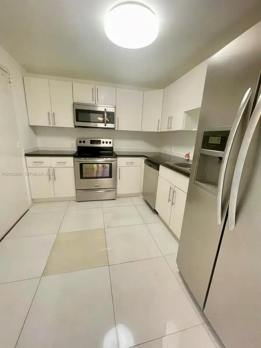 13155 Ixora Ct # 201, North Miami FL 33181 photo 2