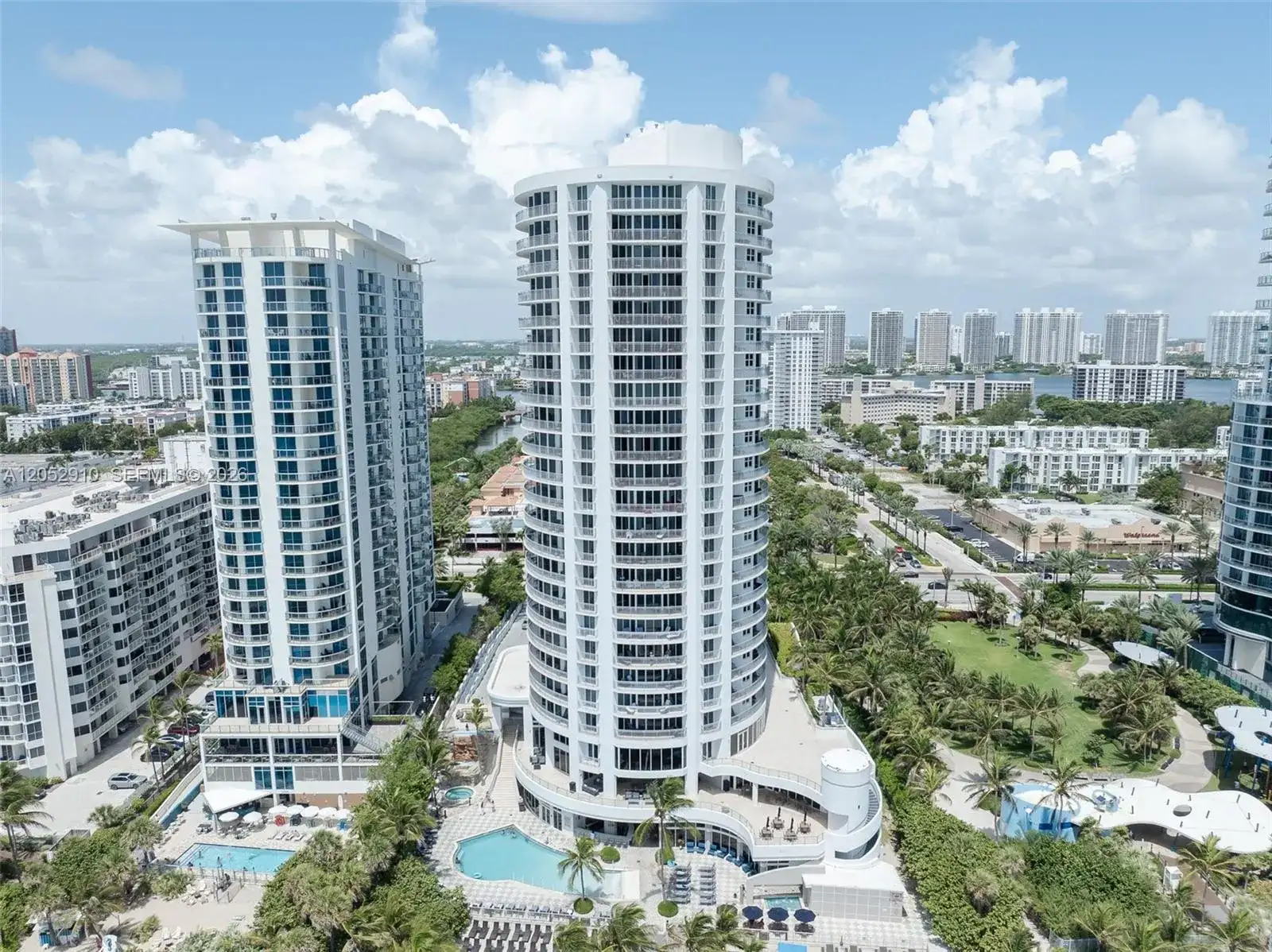 17375 Collins Ave # 2101, Sunny Isles Beach FL 33160 photo 2