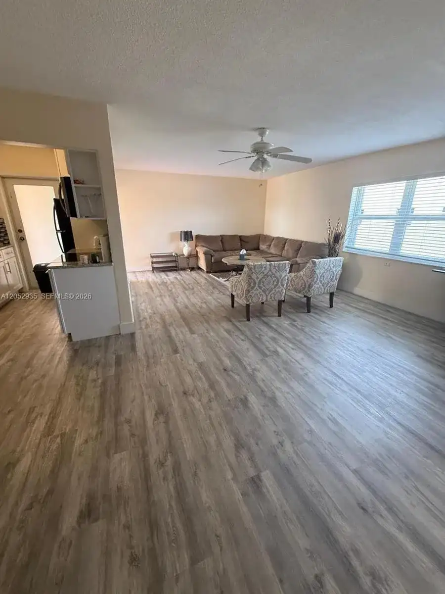 1747 Rodman St # 305, Hollywood FL 33020