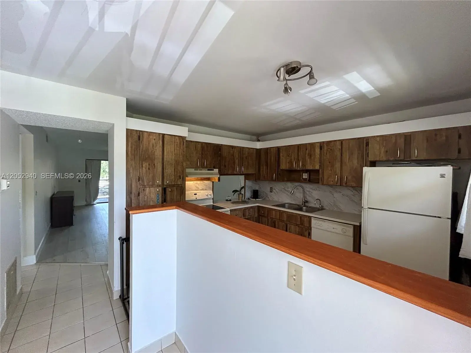 200 Gate Rd # 202, Hollywood FL 33024