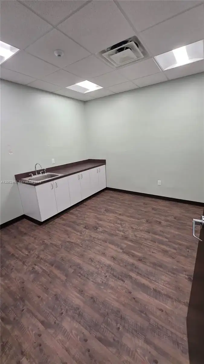 5481 N State Road 7 # 5481, Tamarac FL 33319 photo 3