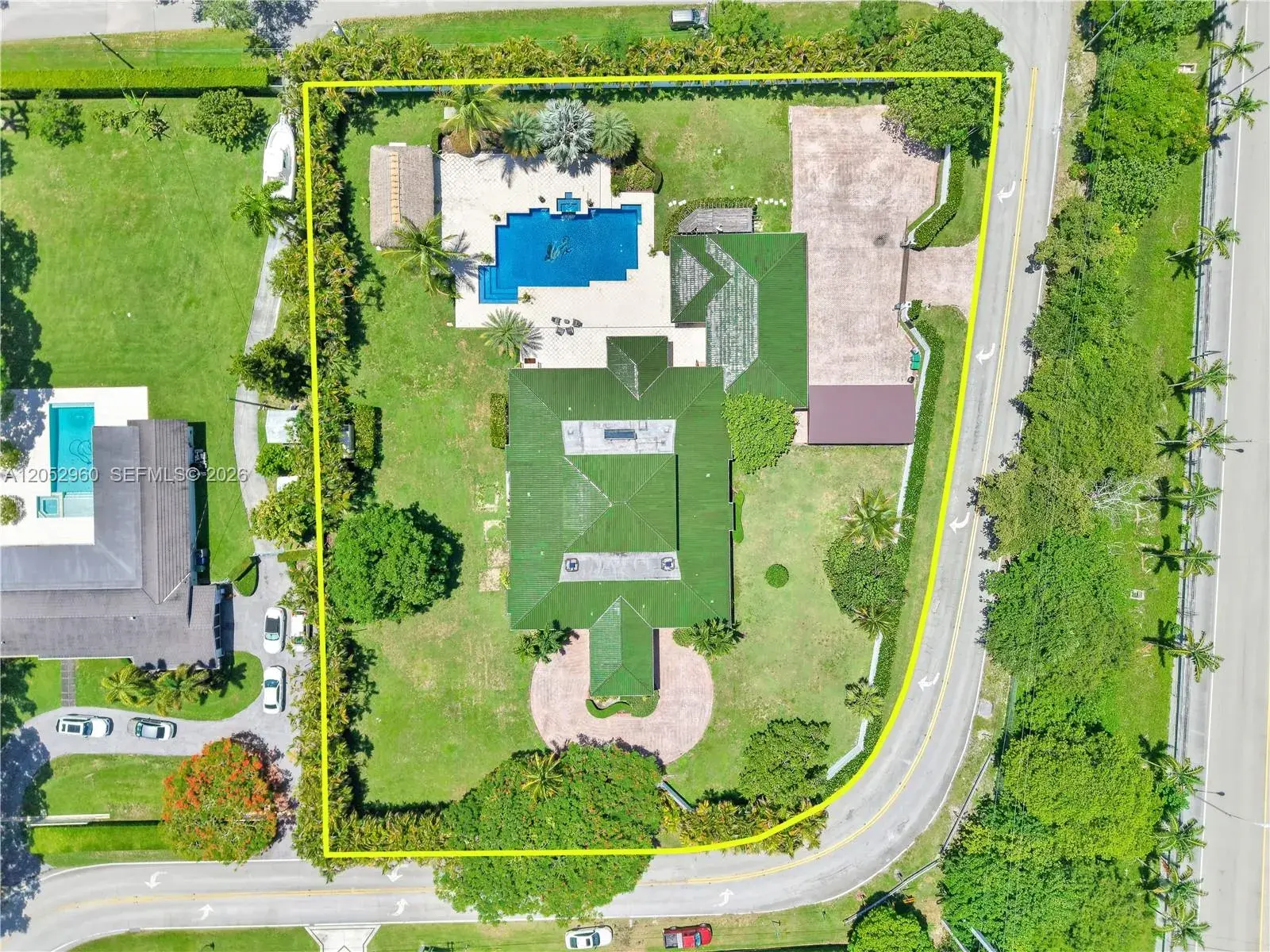 7550 SW 74th St, Miami FL 33143