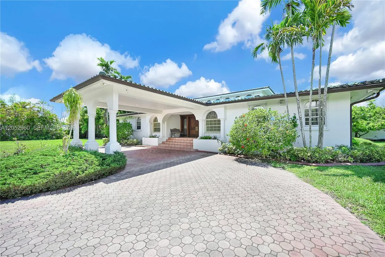 7550 SW 74th St, Miami FL 33143