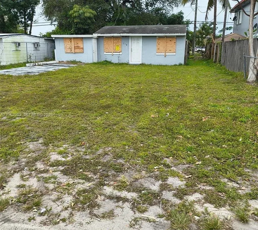 214 N 61st Ter, Hollywood FL 33024