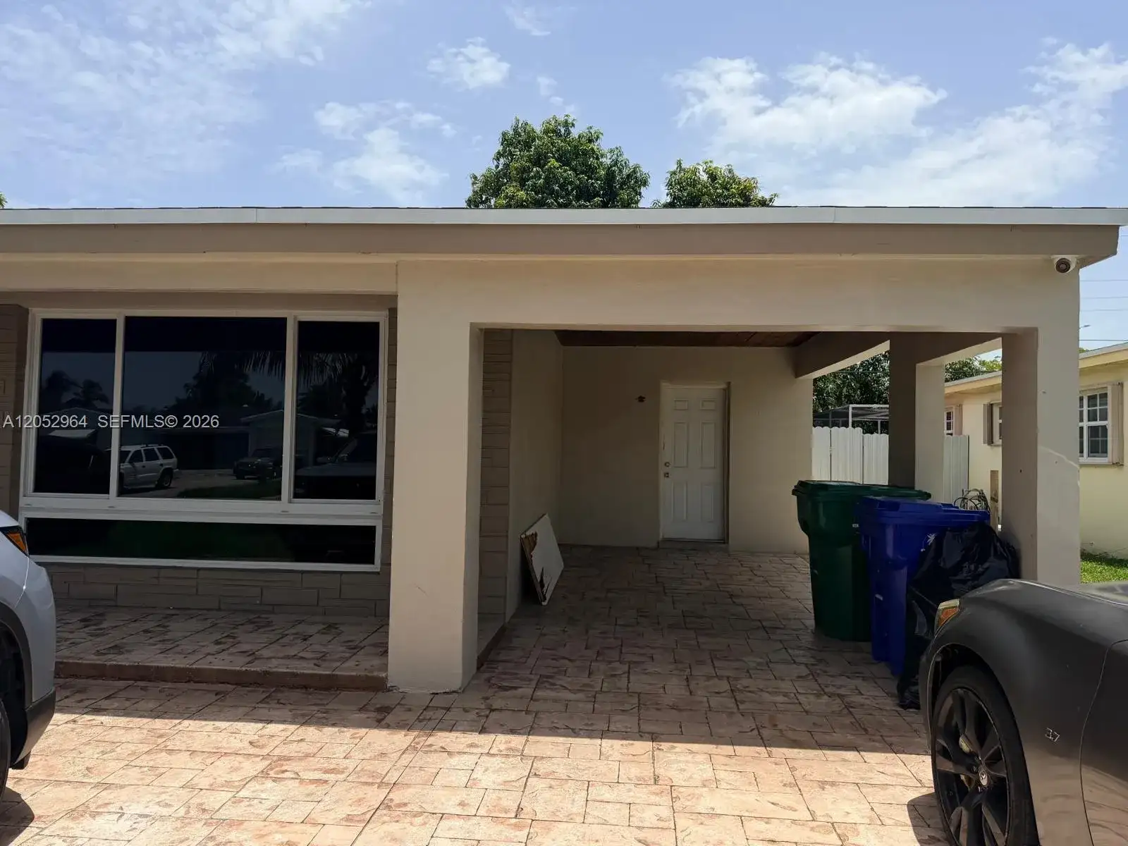 7758 Indigo St, Miramar FL 33023 photo 2