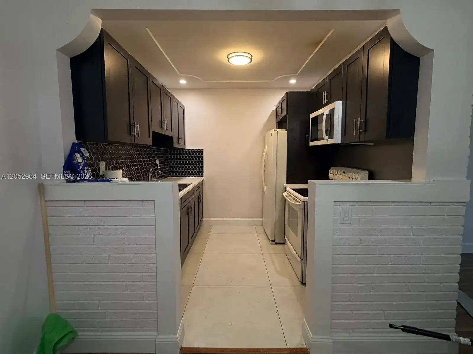7758 Indigo St, Miramar FL 33023 photo 4