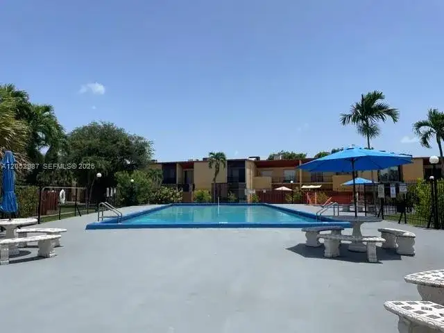 13721 SW 84th St # G, Miami FL 33183 photo 2