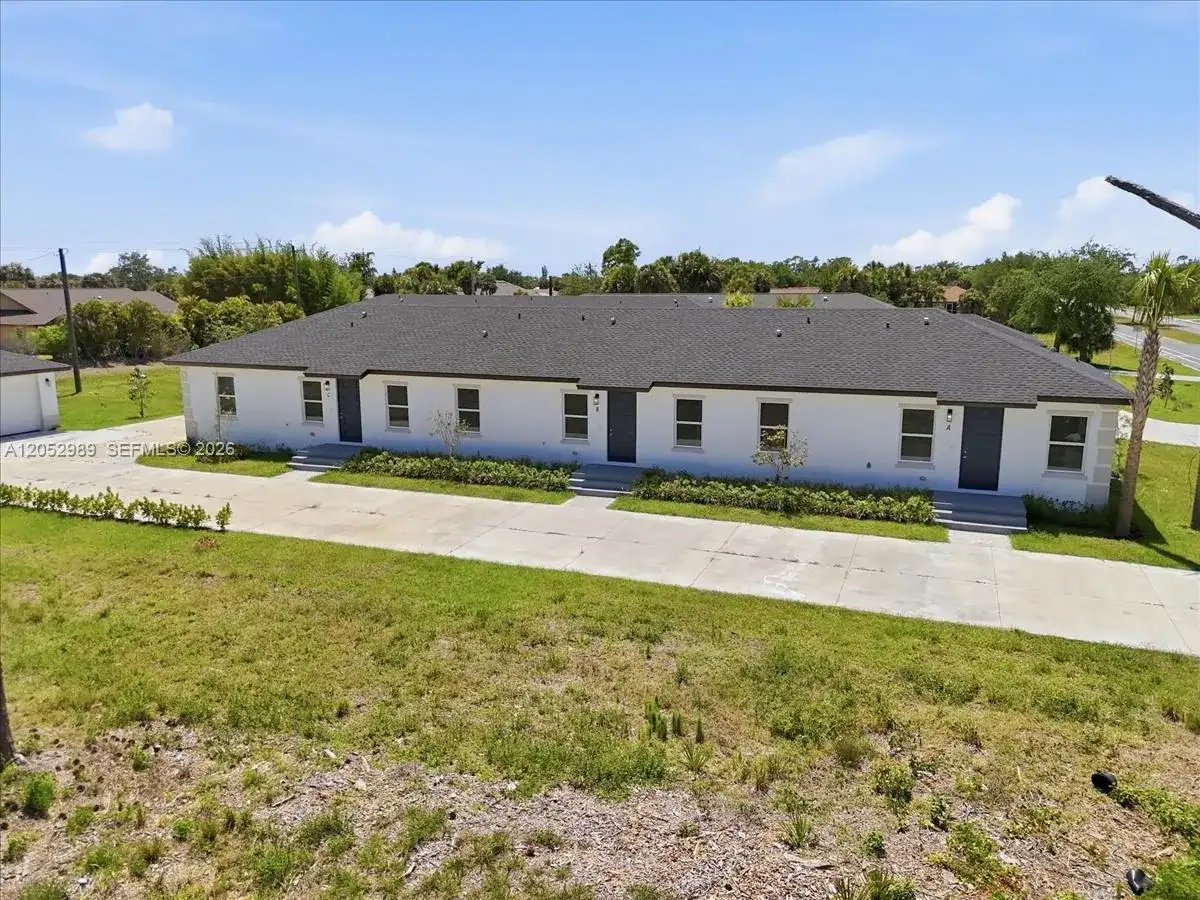 195 Rotonda Blvd W # B, Port Charlotte FL 33947 photo 4