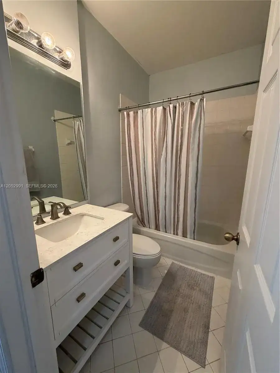 1575 NE 33rd Ave # 107, Homestead FL 33033 photo 3