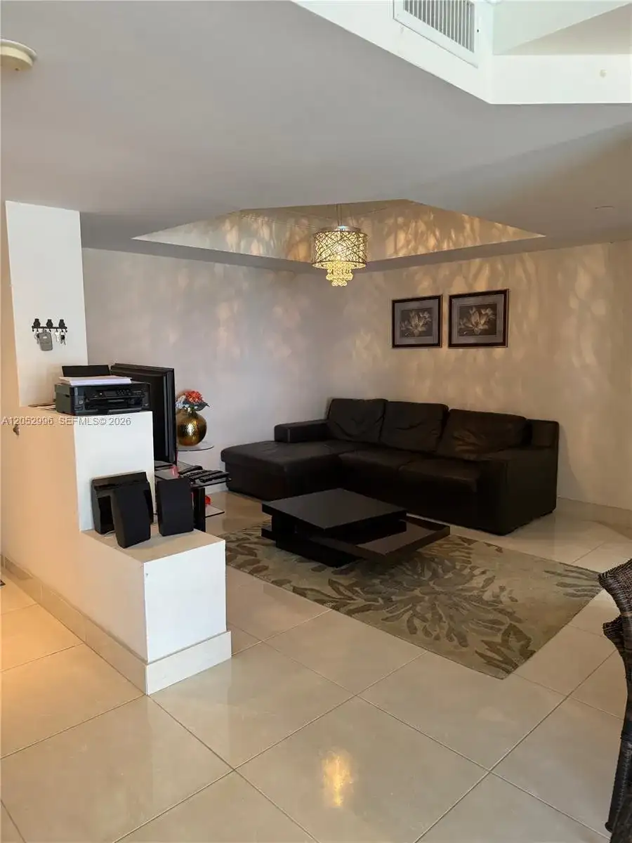 16425 Collins Ave # 2415, Sunny Isles Beach FL 33160 photo 2