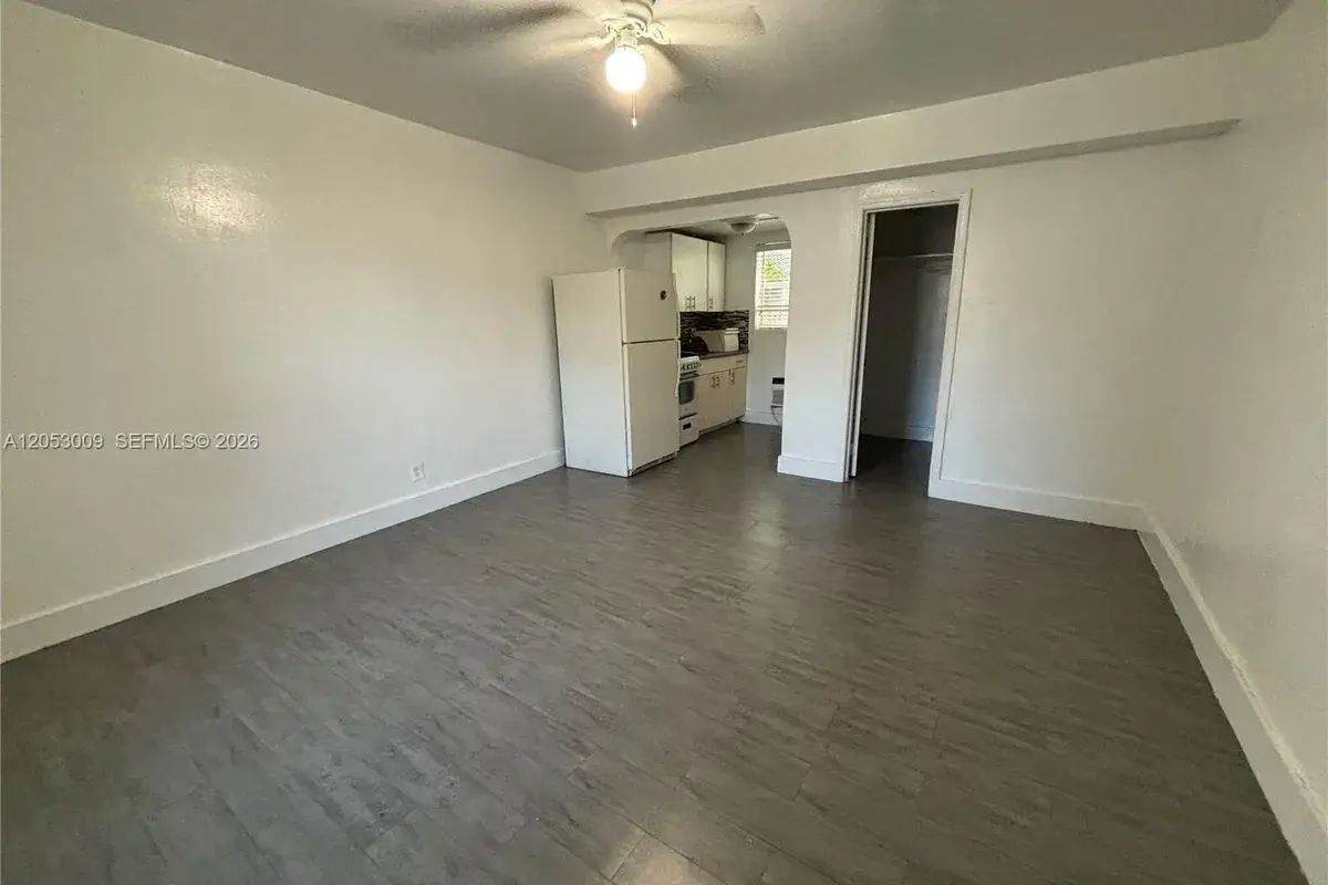 1843 Dewey St # 121, Hollywood FL 33020