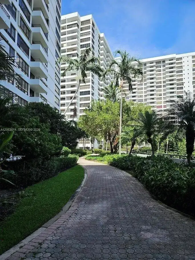 600 Three Islands Blvd # 317, Hallandale Beach FL 33009 photo 2