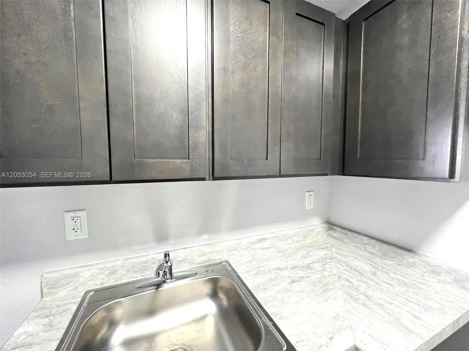 5200 NW 26th Ave # 12, Miami FL 33142 photo 4