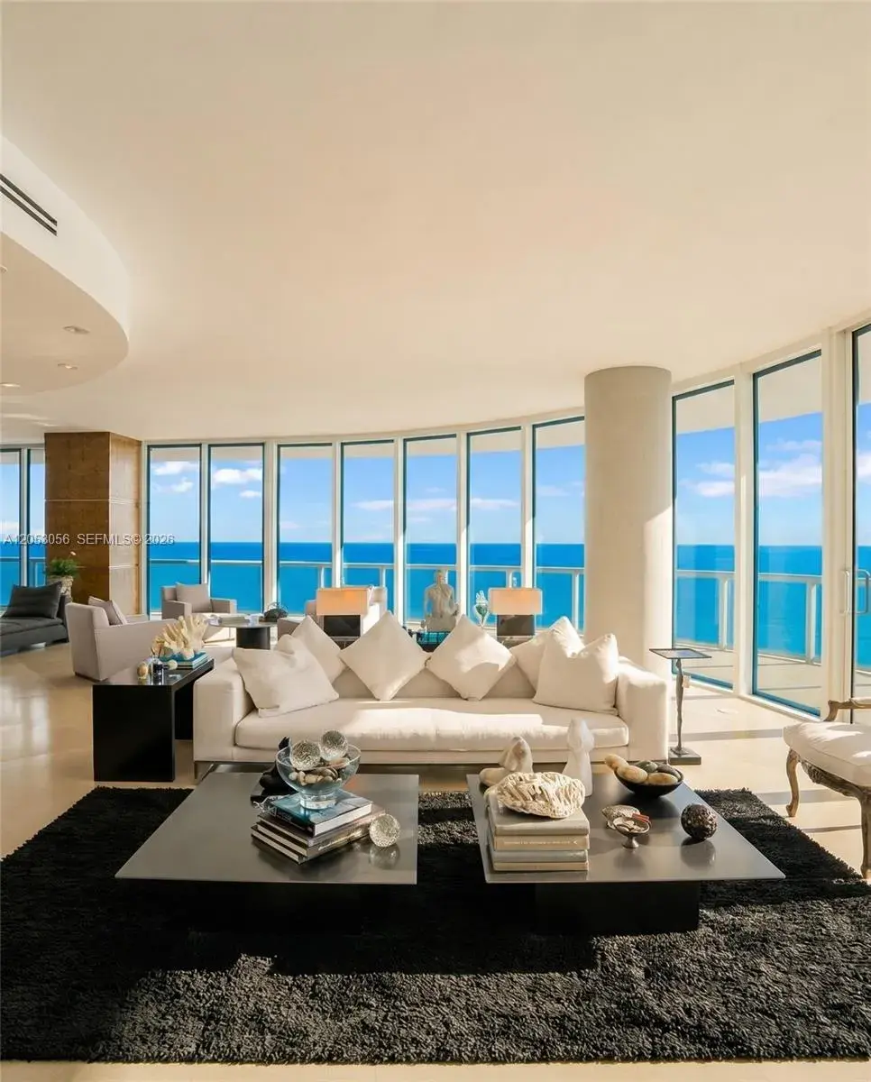 100 S Pointe Dr # 2905, Miami Beach FL 33139
