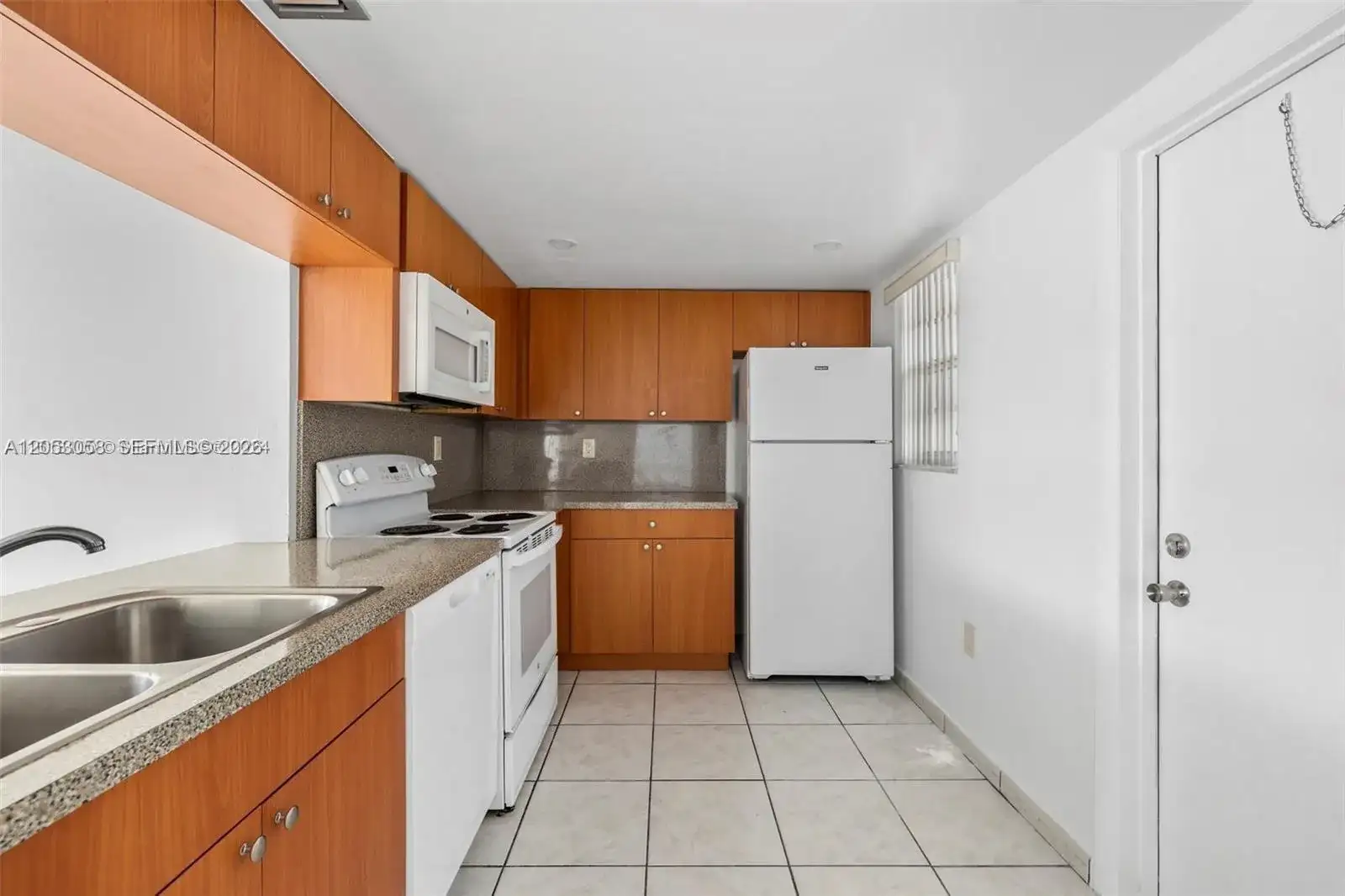 14185 SW 87th St # 305, Miami FL 33183 photo 2