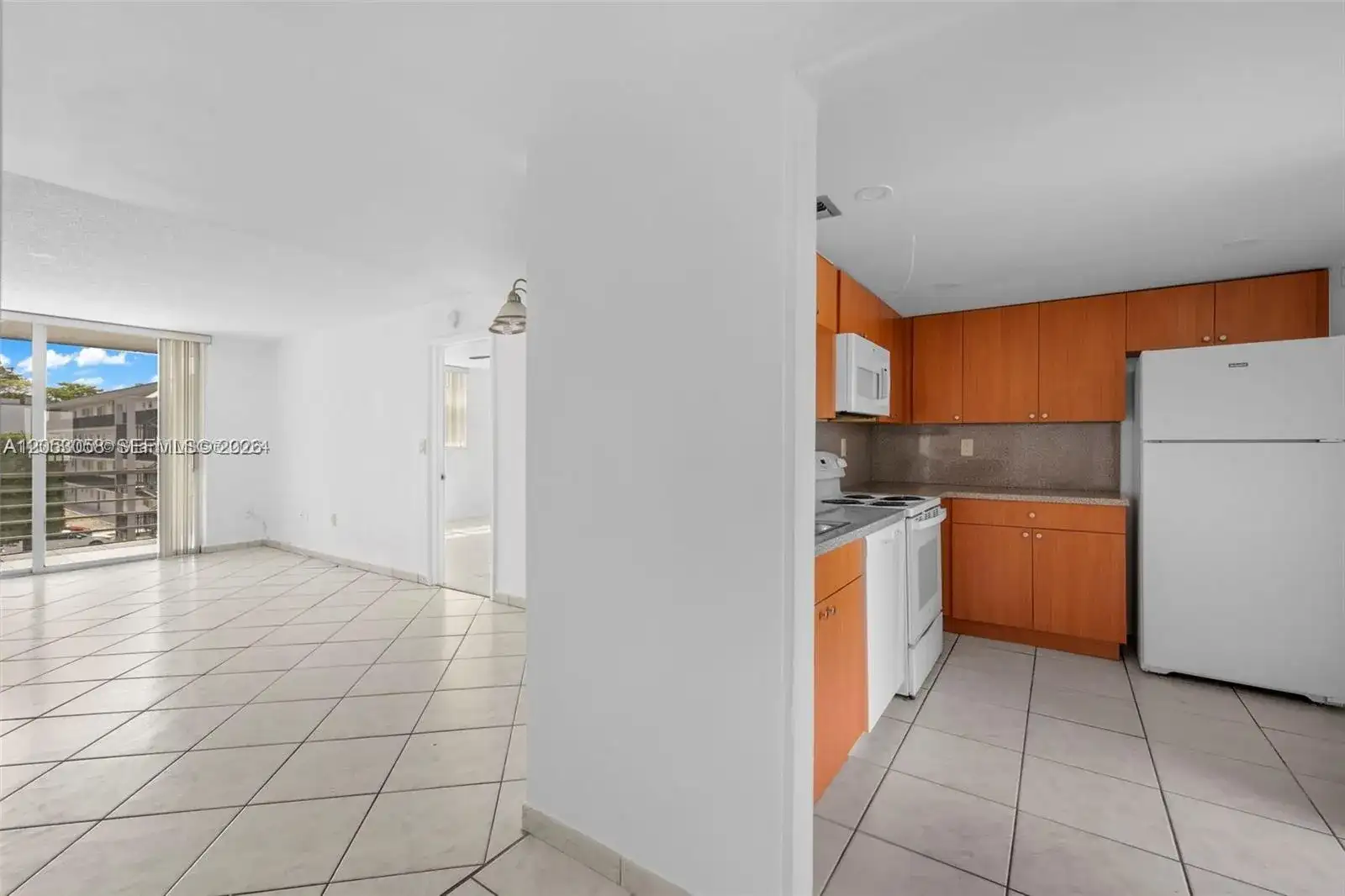 14185 SW 87th St # 305, Miami FL 33183 photo 4