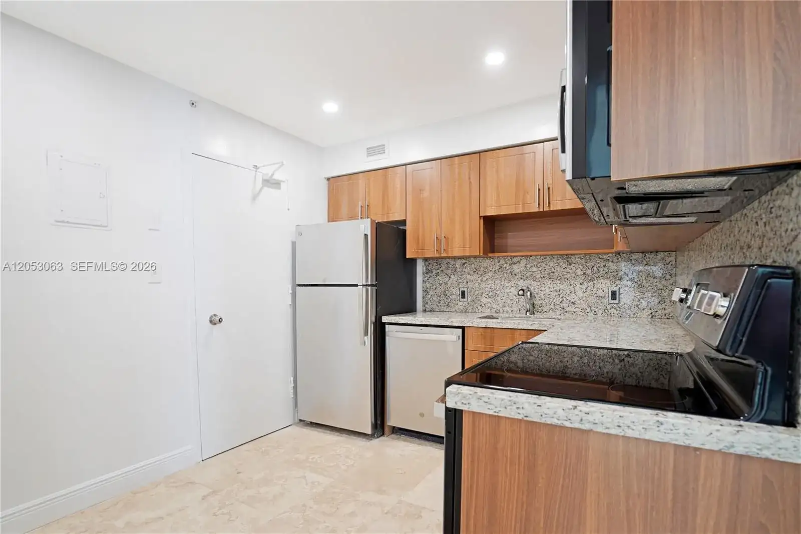 5101 Collins Ave # 14L, Miami Beach FL 33140 photo 4