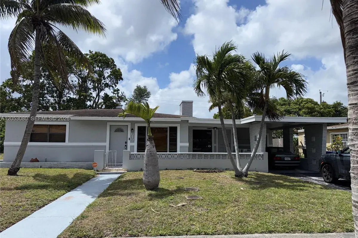 649 W Evanston Cir, Fort Lauderdale FL 33312