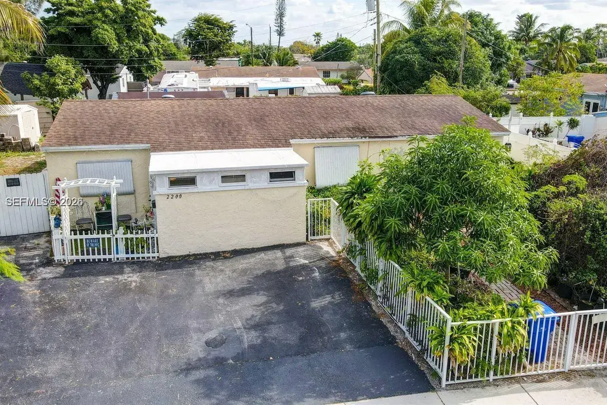 2200 SW 42nd Way # A, Fort Lauderdale FL 33317
