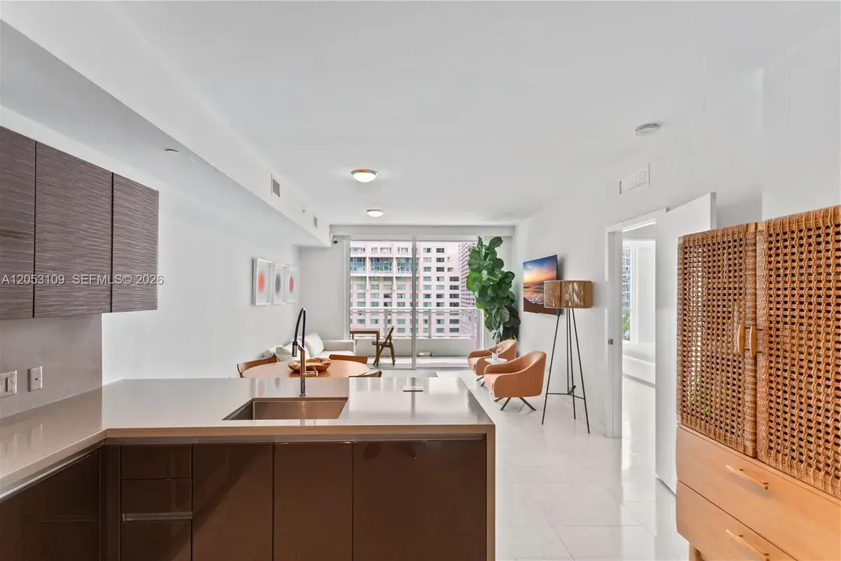 1080 Brickell Ave # 1602, Miami FL 33131