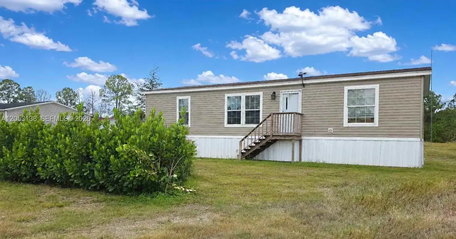 612 Hunting Club, Clewiston FL 33440 photo 3