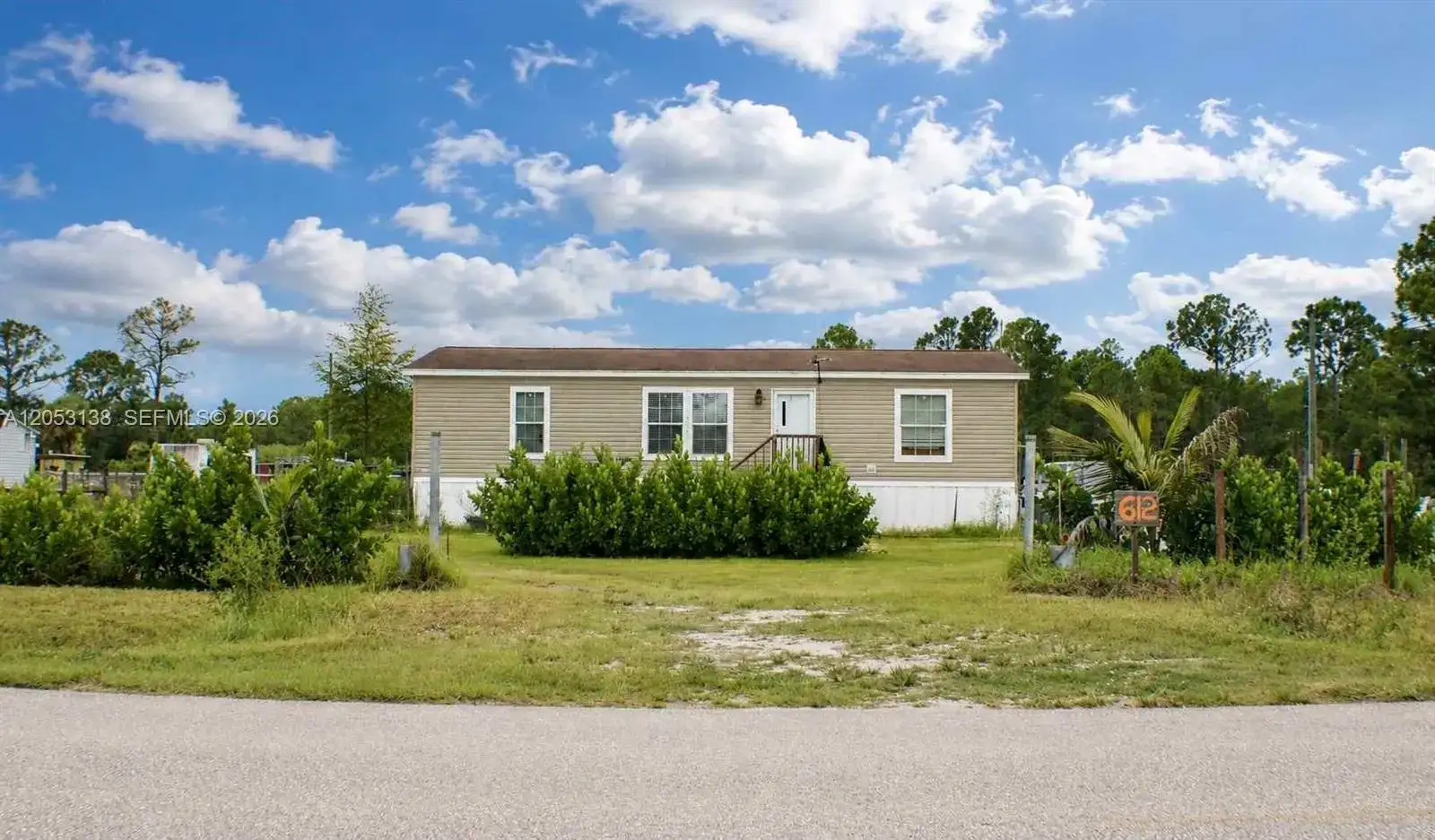612 Hunting Club, Clewiston FL 33440 photo 5