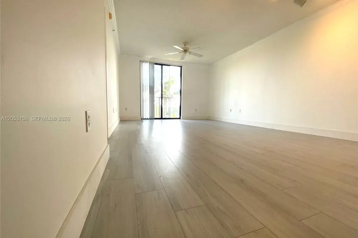 1919 Van Buren St # 506A, Hollywood FL 33020