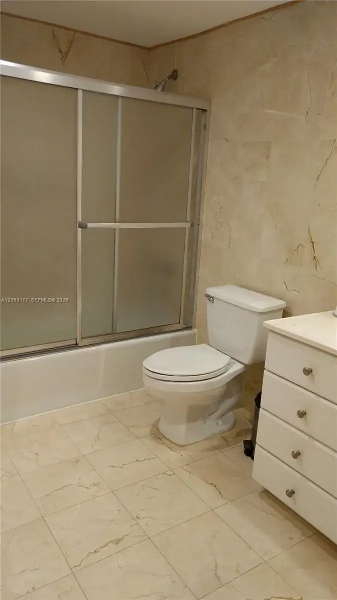 19390 Collins Avenue # 1014, Sunny Isles Beach FL 33160 photo 4