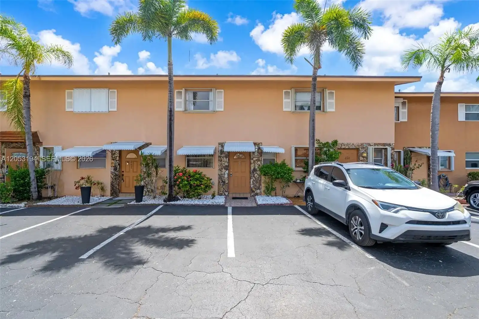 450 SE 7th St # 261, Dania Beach FL 33004