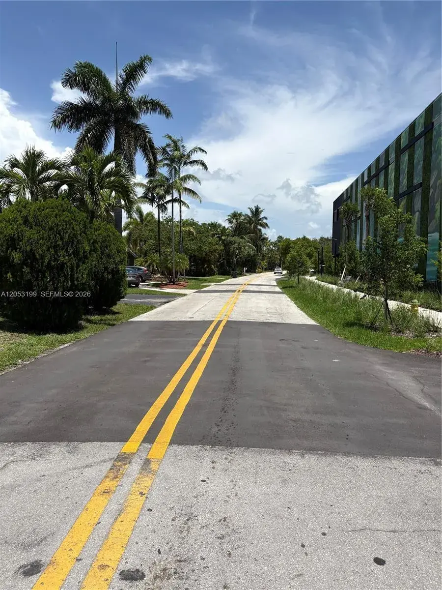 3397 NE 20th Ave, Oakland Park FL 33306