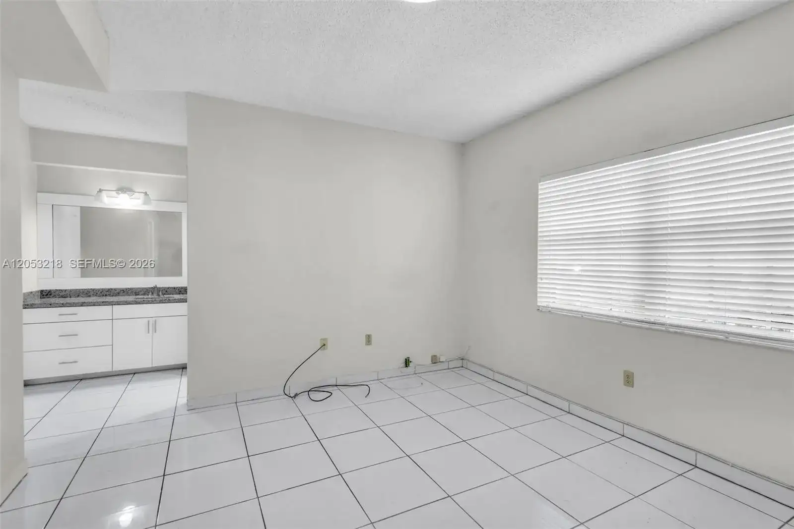 10018 Hammocks Blvd # 5, Miami FL 33196 photo 2