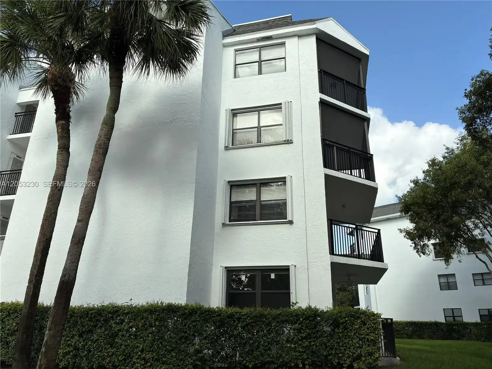 16141 Blatt Blvd # 113, Weston FL 33326