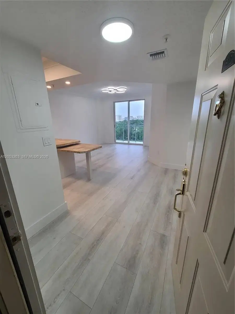 3500 Coral Way # 812, Miami FL 33145 photo 5