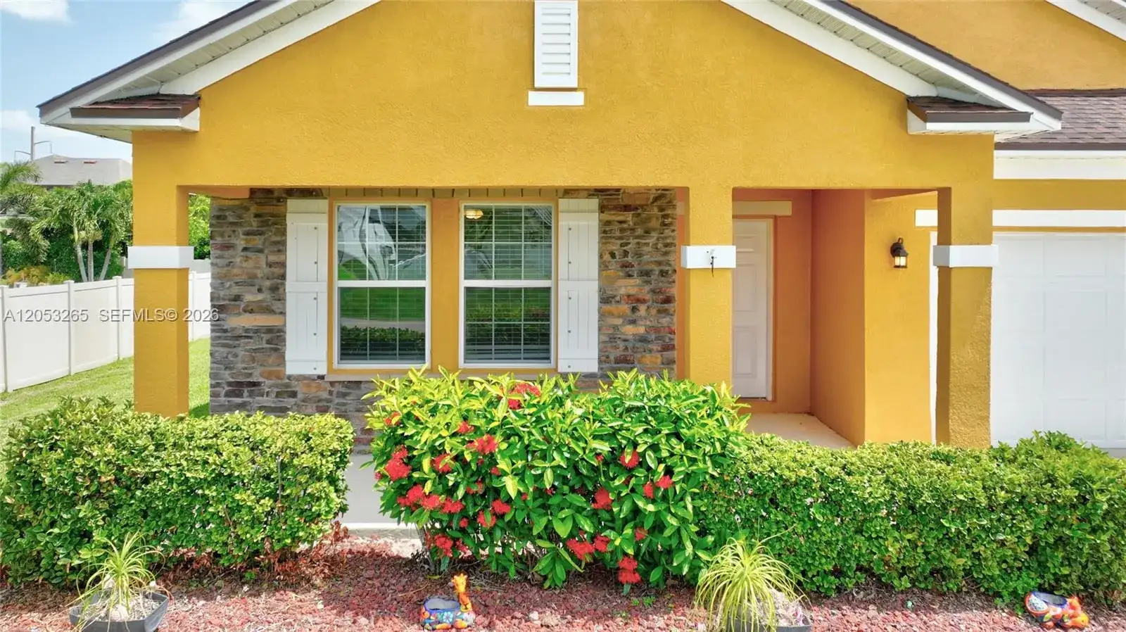 1913 SW 26th Terrace, Cape Coral FL 33914 photo 5