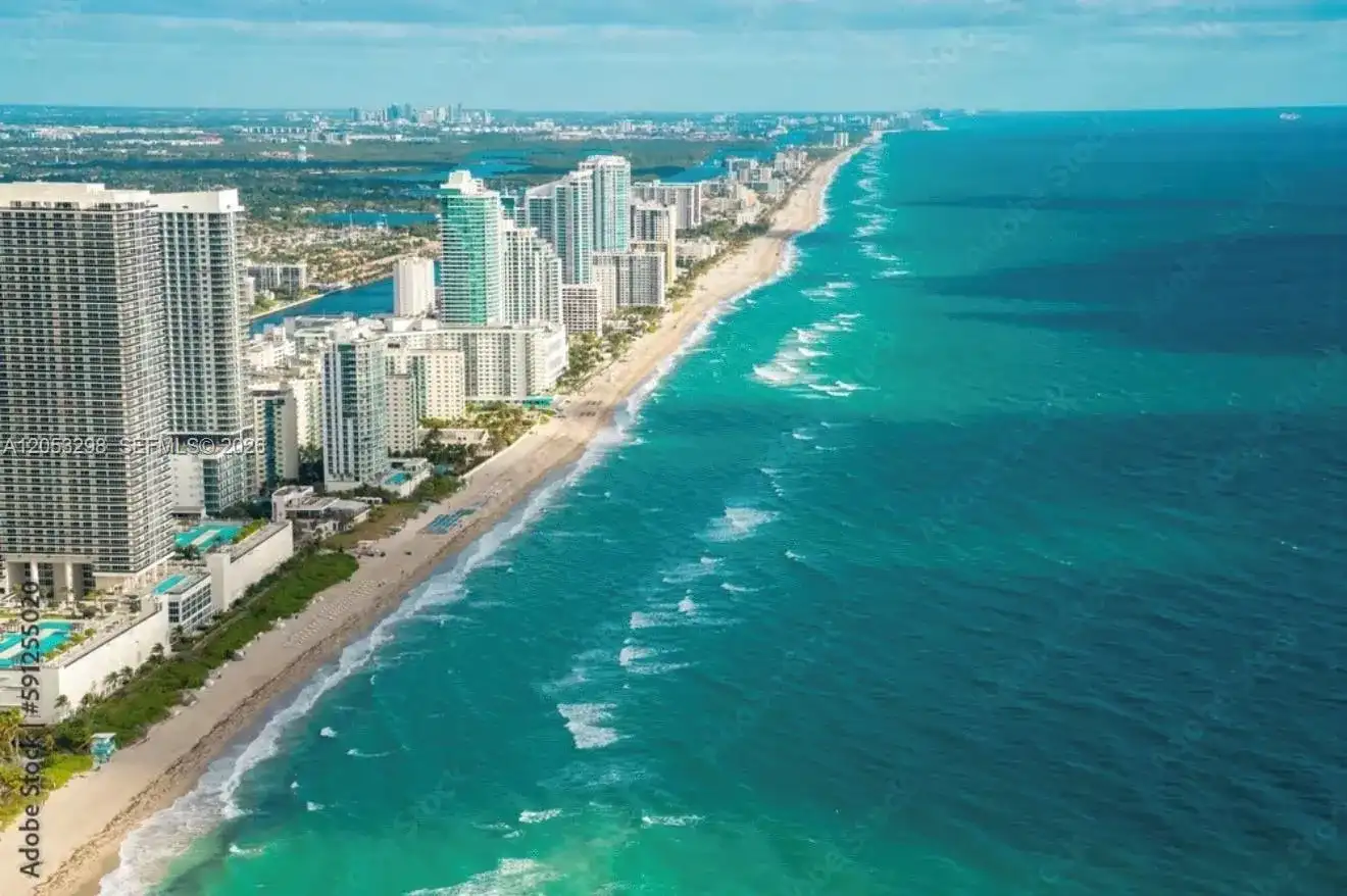 17570 Atlantic Blvd # 105, Sunny Isles Beach FL 33160