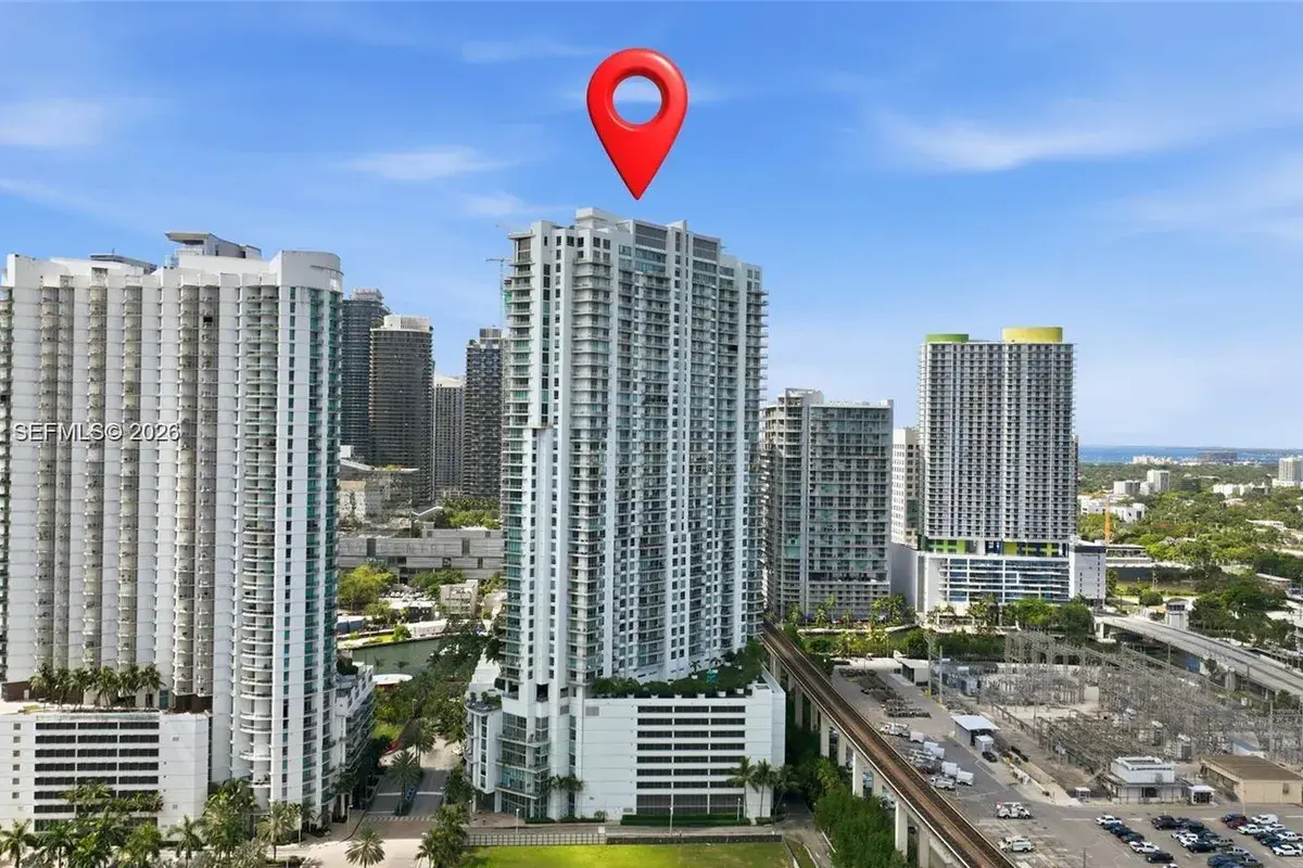 90 SW 3rd St # 1409, Miami FL 33130