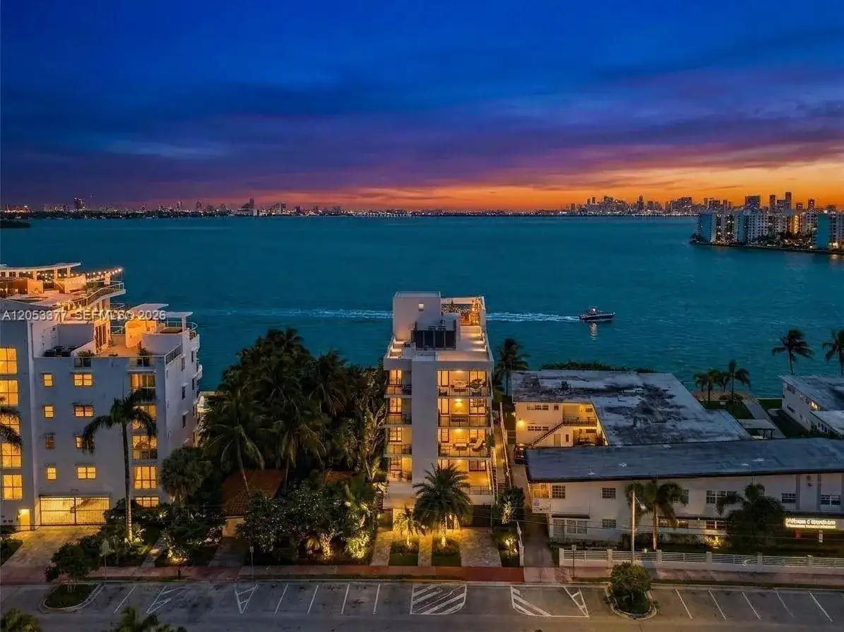 1930 Bay Dr # 2, Miami Beach FL 33141 photo 4