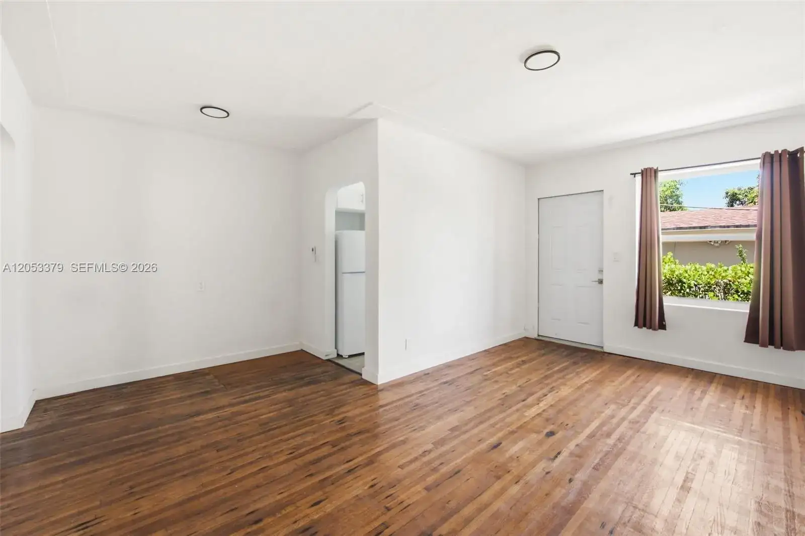 101 NW 74th St # 3, Miami FL 33150 photo 2