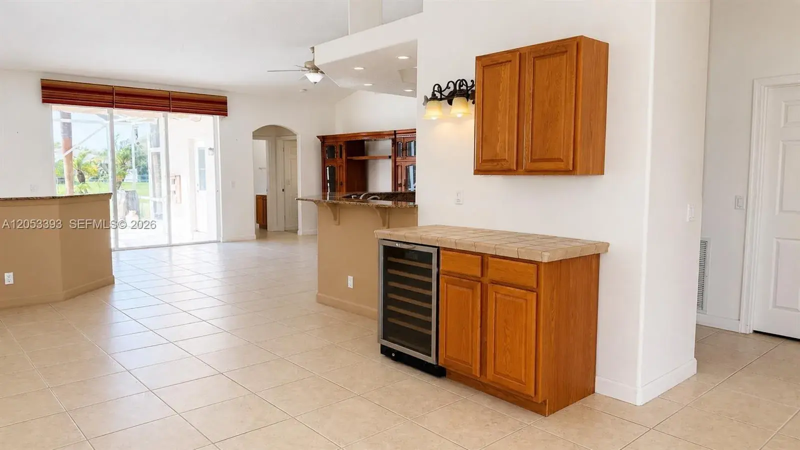 1860 SE Gaskins Cir, Port St. Lucie FL 34952