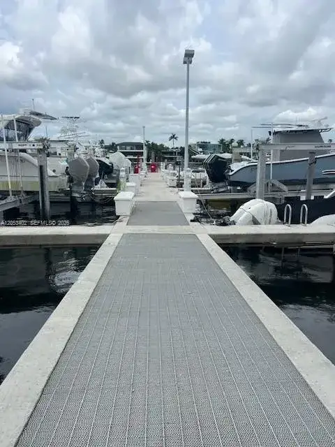 4 Grove Isle Drive Slip C-13, Coconut Grove FL 33133 photo 4
