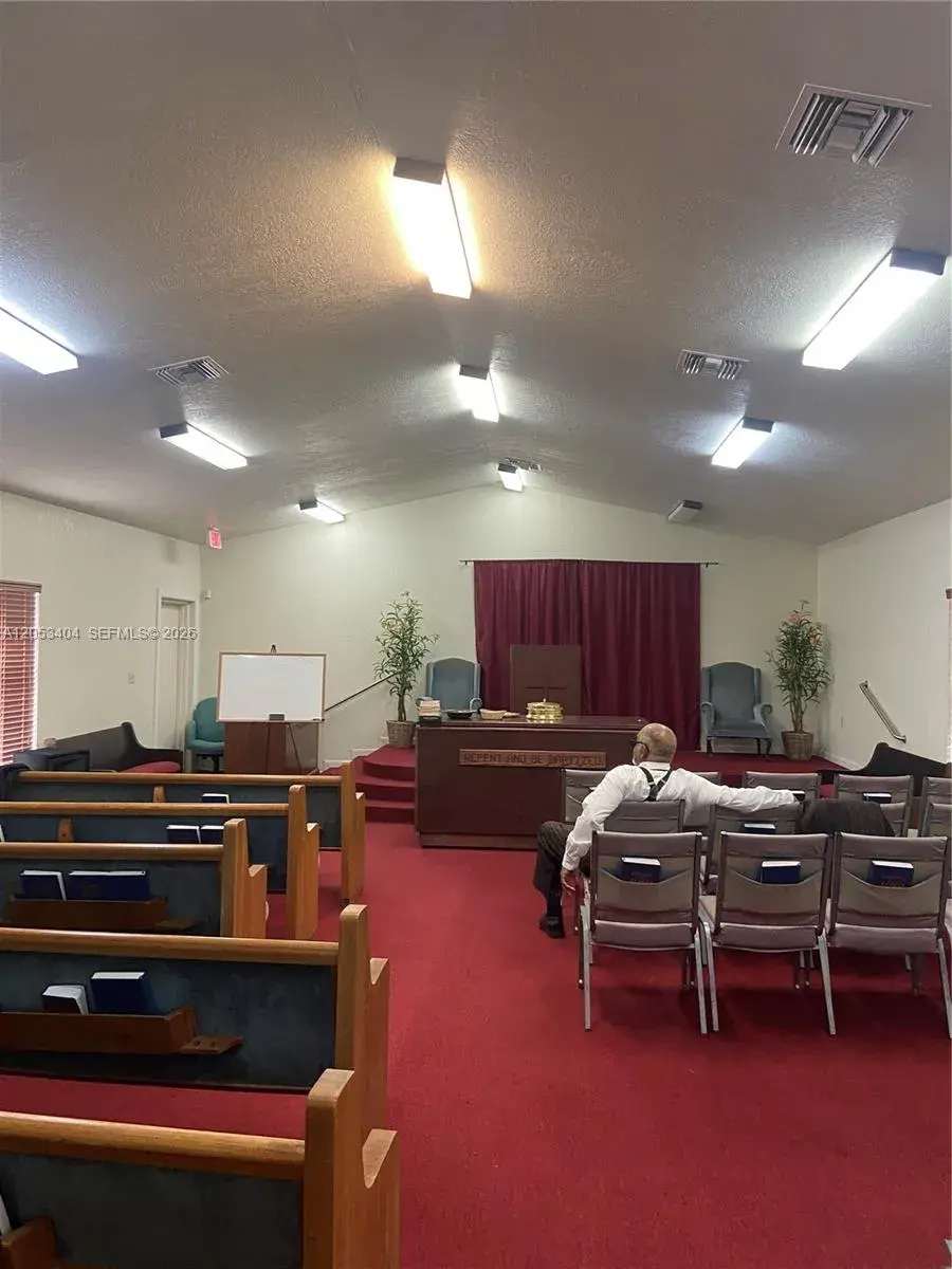18301 SW 107th Ave, Miami FL 33157