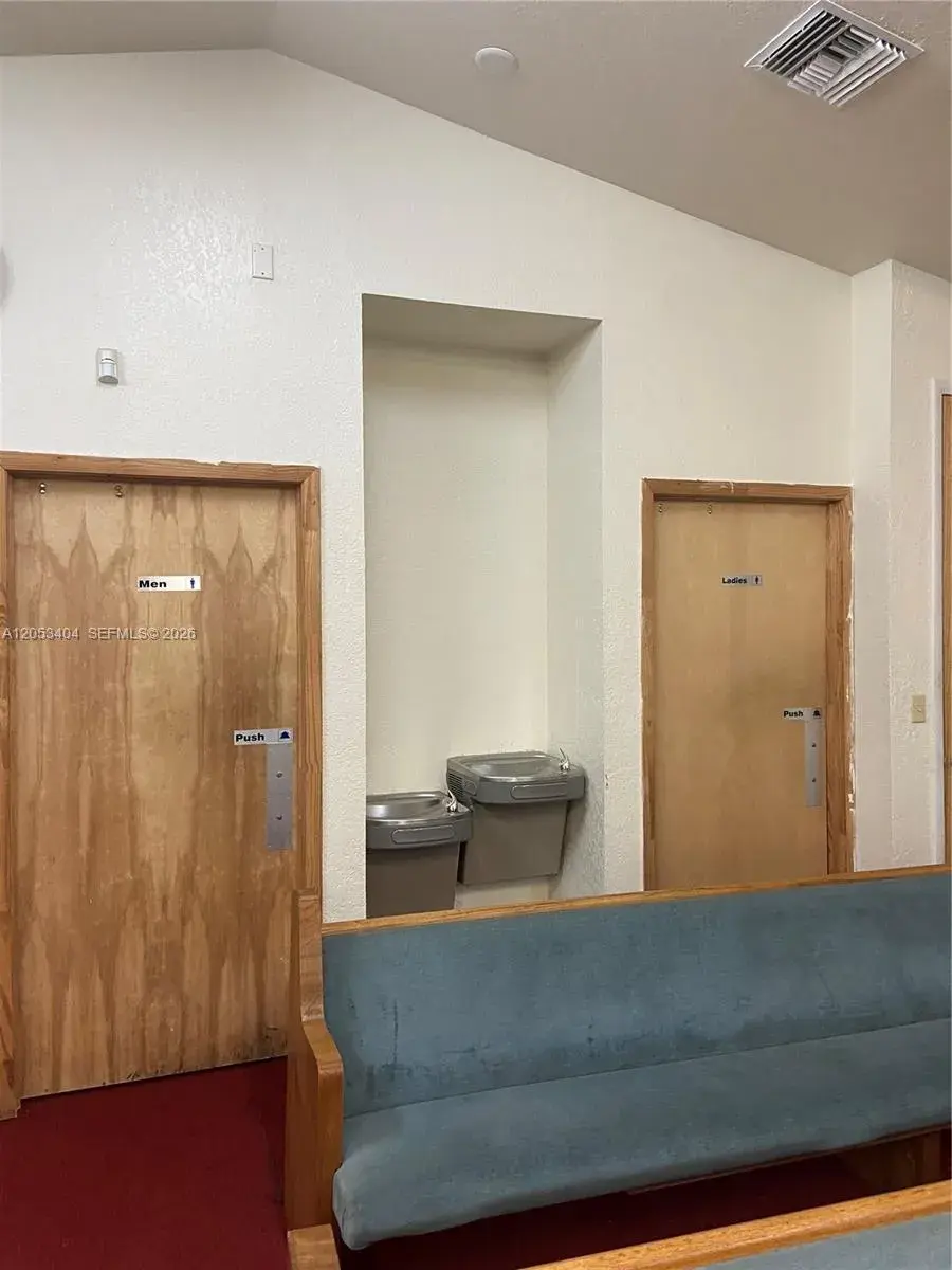 18301 SW 107th Ave, Miami FL 33157